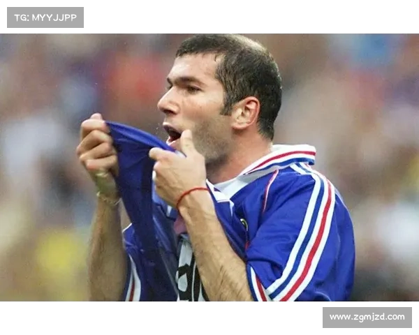 法国传奇亨利暗示齐达内将接任国家队主帅职位引发热议